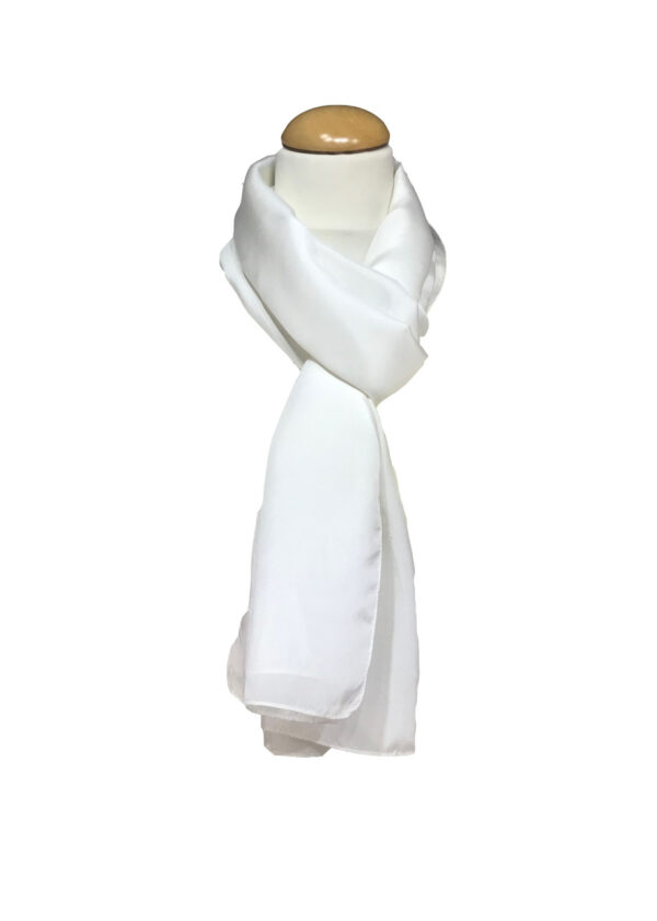 Enfärgad siden scarf, sjal, vit färg.