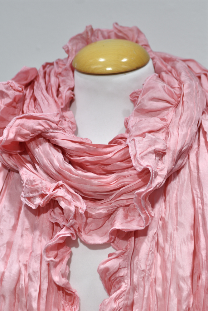 Sidensjal med volang – Rosa - Image 3